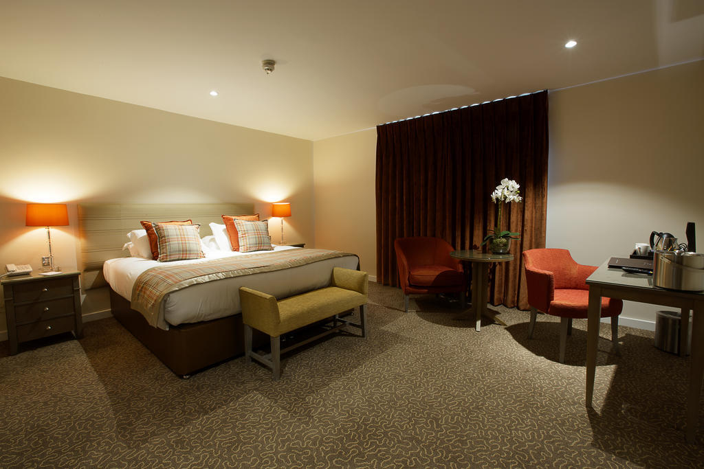 Sandford Springs Hotel And Golf Club Kingsclere Kamer foto